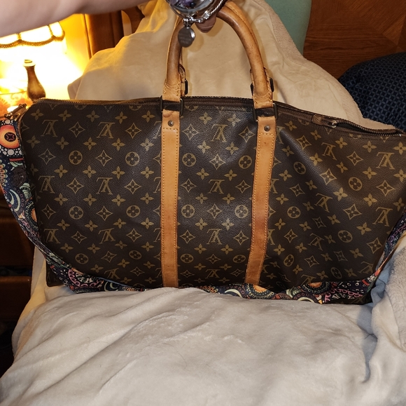 Authentic Louis Vuitton Keepall 55 Bandouliere - Picture 2 of 14